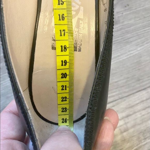 Salvatore Ferragamo ‘Genie’ Leather Peep-Toe Wedge - Picture 14 of 14